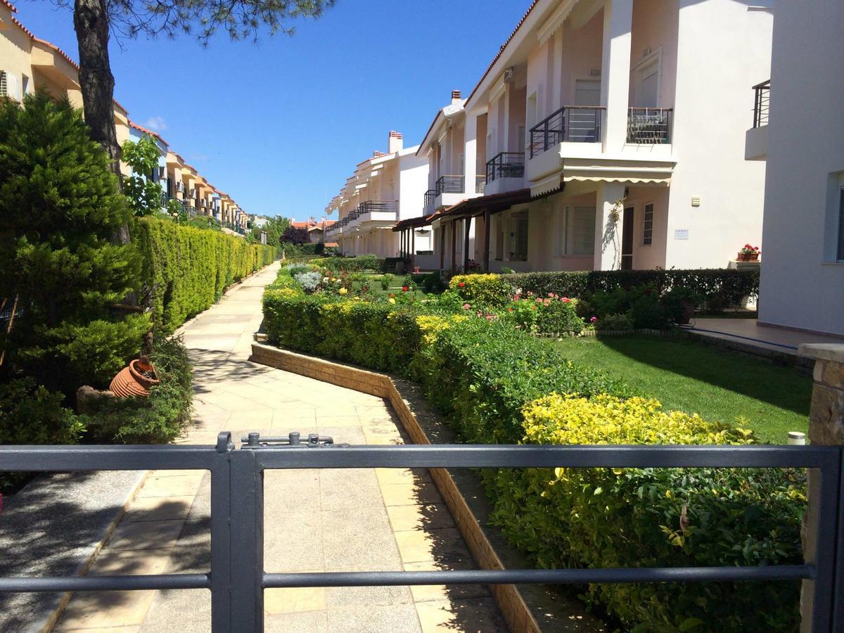 Bitzios Rent Houses Nikiti  Exterior foto